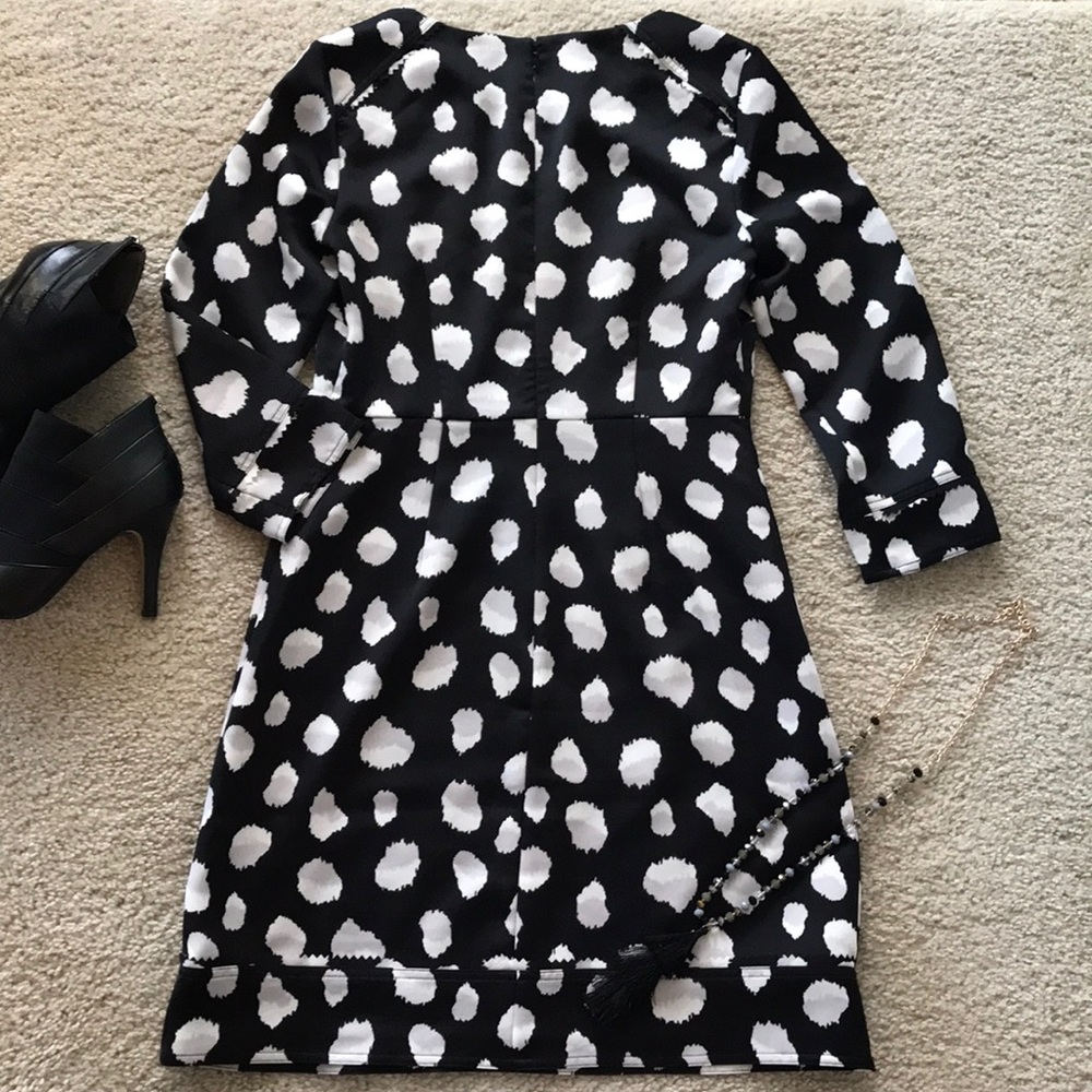 Banana Republic Spotted 3/4 Sleeve Dress - Picture 7 of 7